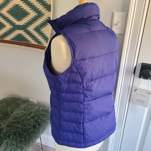 Lands end women's puffer vest size small - Picture 2 of 3